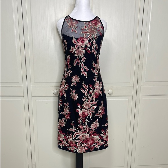 WHBM Embroidered Floral Mesh Sheath Dress Black/Pink Size 4 Flattering - Picture 1 of 12